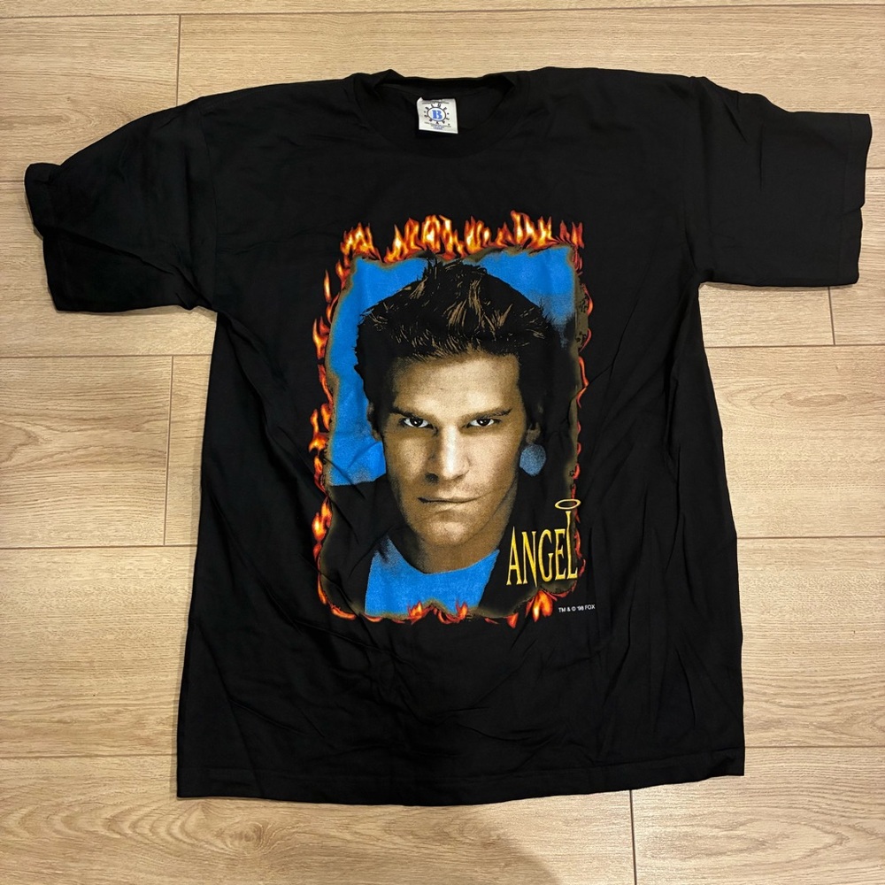 NEW Vintage Buffy the Vampire Slayer 90s Angel Made in USA T-shirt Size L